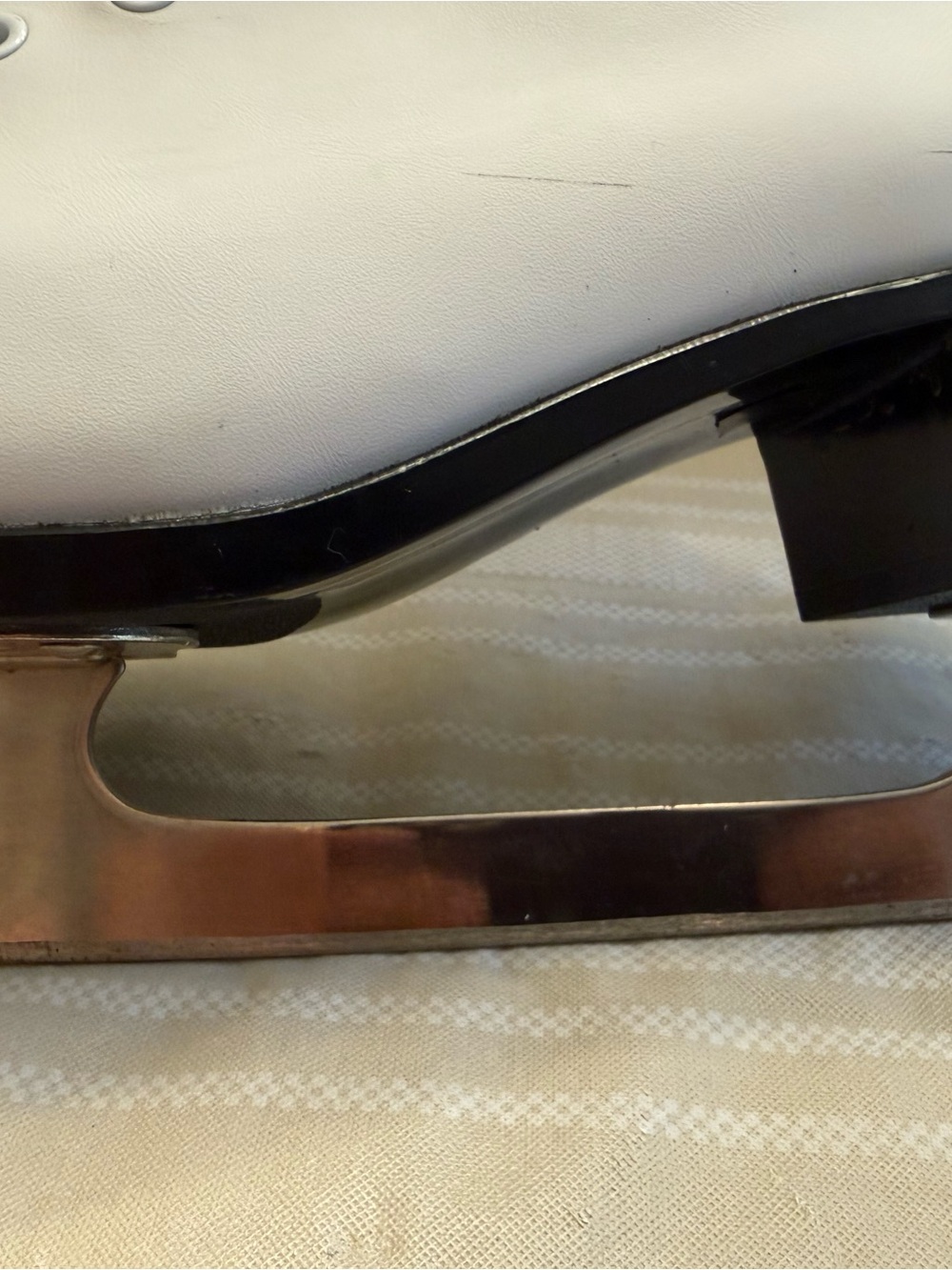 Champion Ice Skate Blade with Black Holder and Silver Runner - Picture 5 of 7